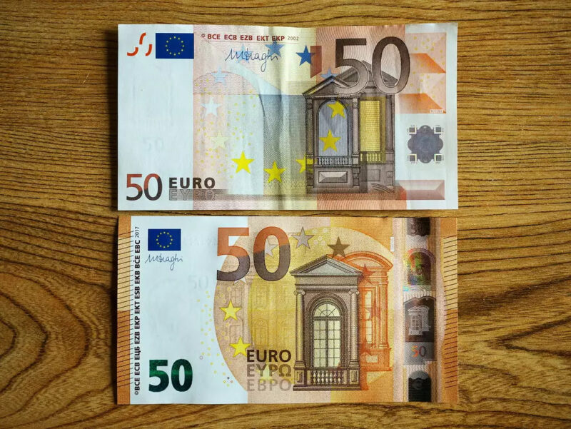 Kaufen Sie gefälschte 50-Euro-Scheine online